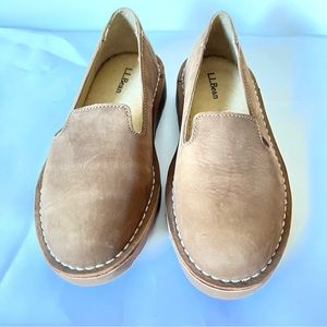 LL Bean Nubuck Stonington Shoes sz 6 med - almost brand new!